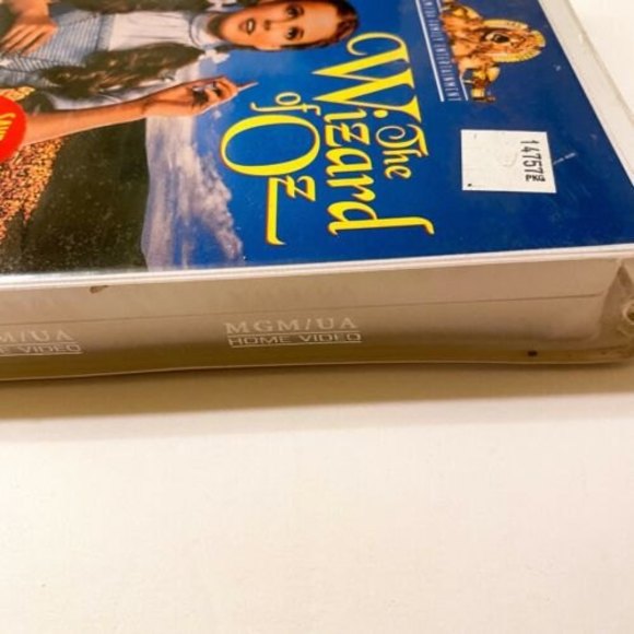 The Wizard of Oz VHS 1996 Clam Shell Packaging Vintage 90s Video Movie Sealed - Picture 11 of 12